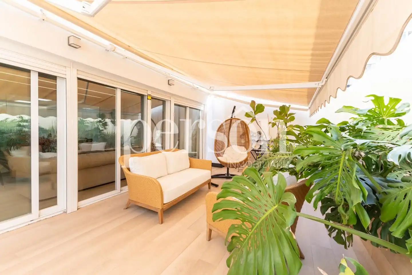 Terraza de Local en venta en Valencia con Aire acondicionado