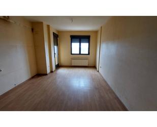 Bedroom of Flat for sale in Valdeganga  with Balcony