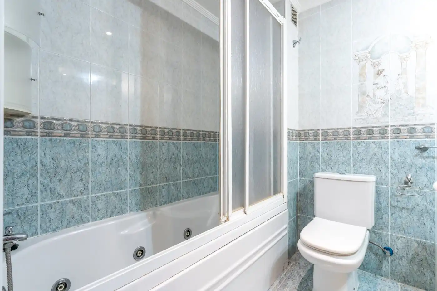 Baño de Piso en venta en Reus con Calefacción, Terraza y Balcón