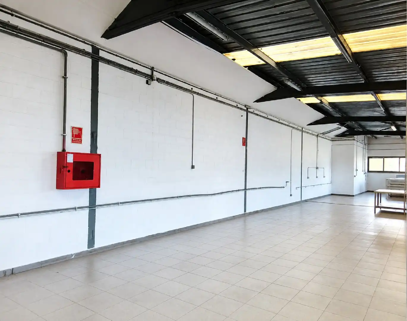 Nave industrial en venta en Pla d'en Boet, imagen 2