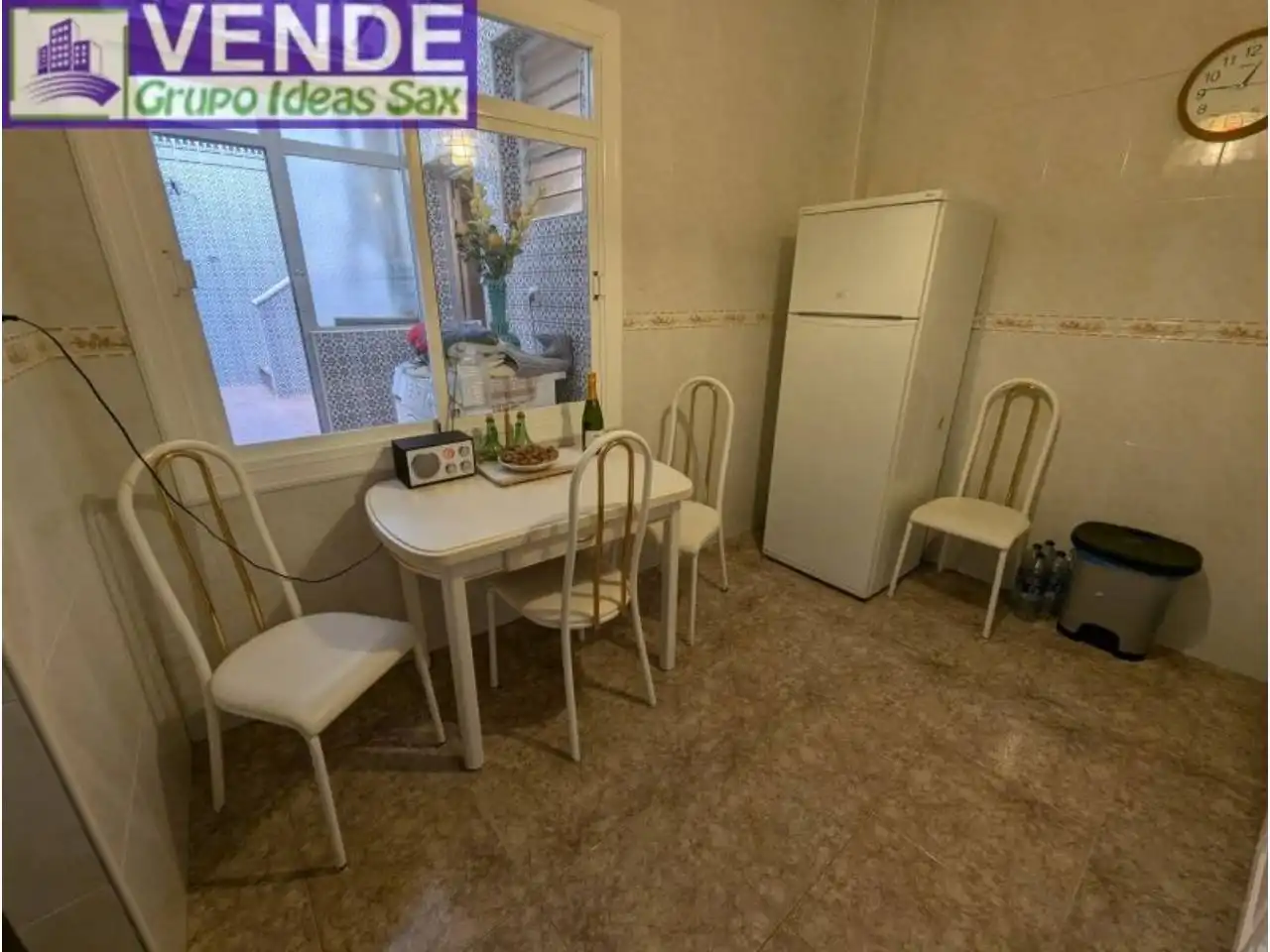 Dining room of Flat for sale in Sax