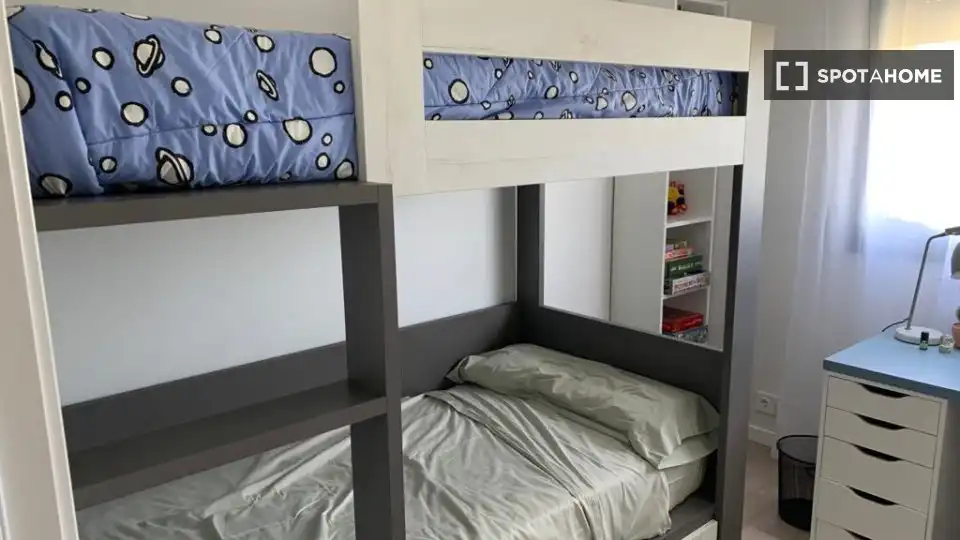Bedroom of Apartments for share in Sopela  with Air Conditioner, Terrace and Furnished