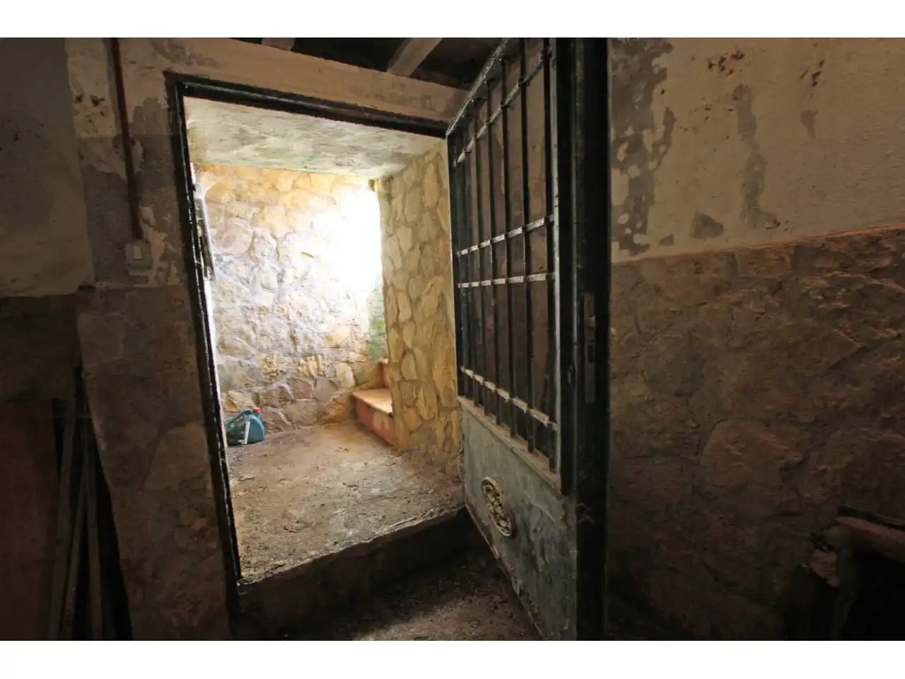 Terreno en venta en Valdegrudas, Guadalajara