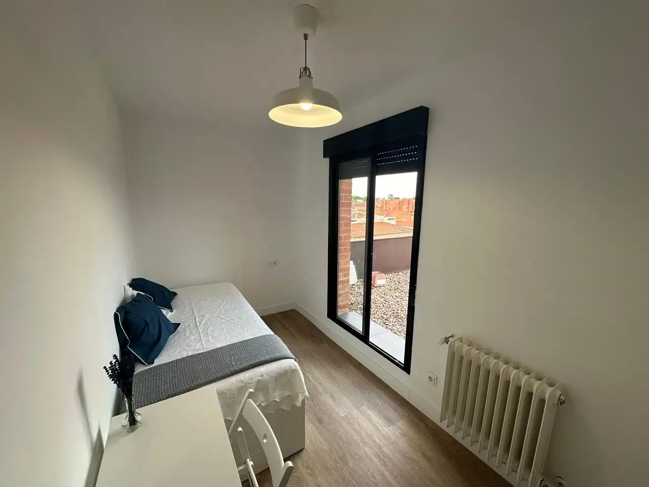 Dúplex de alquiler en Calle Reinosa, Vista Alegre