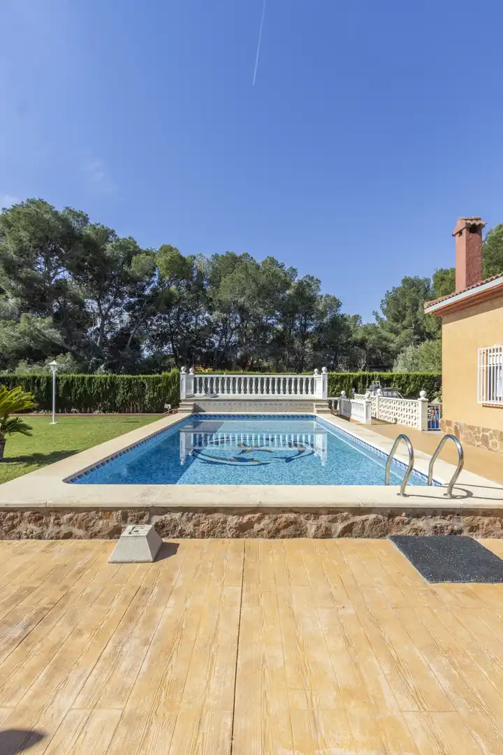 Piscina de Casa o chalet en venta en Llíria con Aire acondicionado, Jardín privado y Terraza