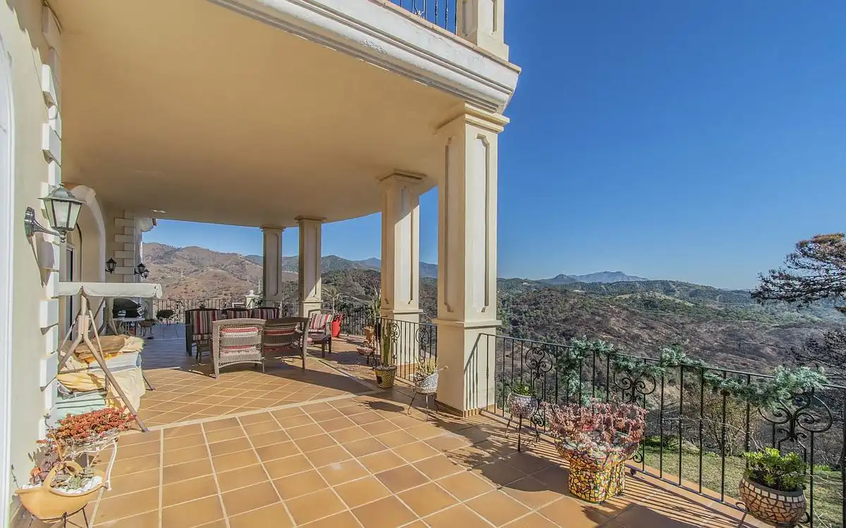 House with pool for sale in Estepona Pueblo, imagen 10