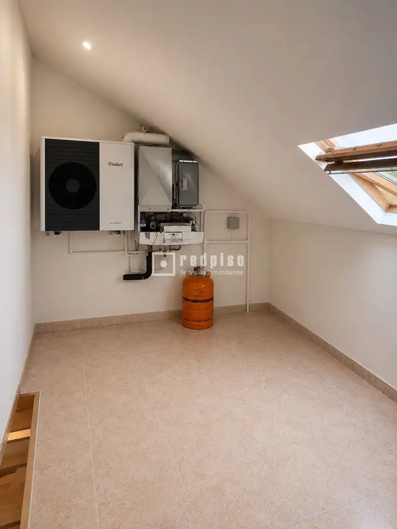 Casa o chalet en venta en Alovera con Calefacción, Terraza y Trastero