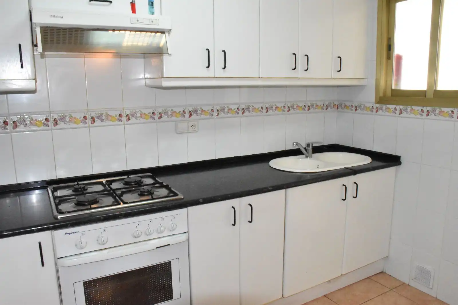 Cocina de Piso en venta en Calafell con Calefacción, Terraza y Trastero