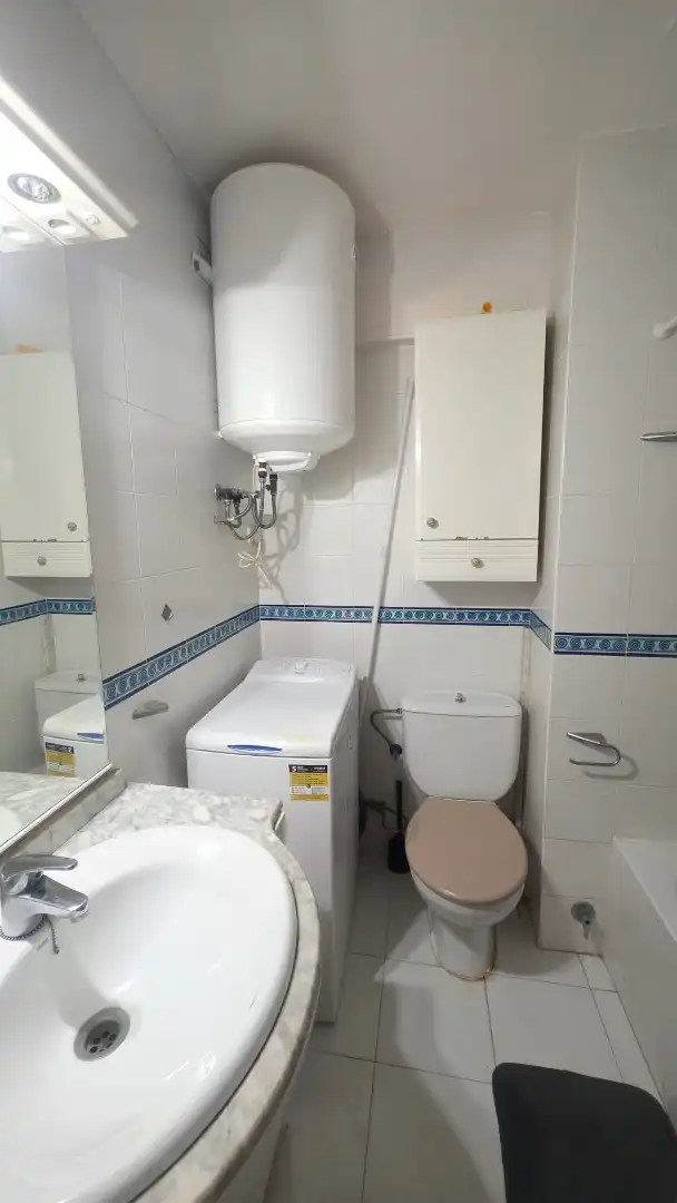 Baño de Estudio en venta en Benalmádena con Piscina comunitaria