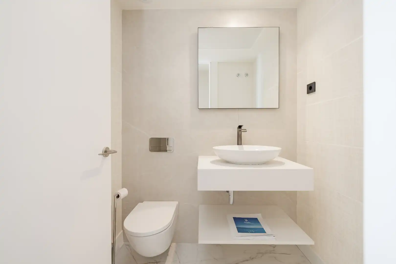 Flat for sale in Torrevigía, La Concha - Resina Golf