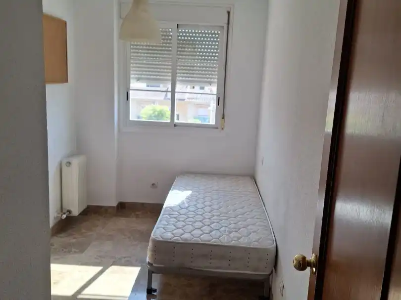 Bedroom of Flat for rent in Nord