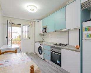 Kitchen of Flat for sale in Oviedo   with Terrace and Balcony