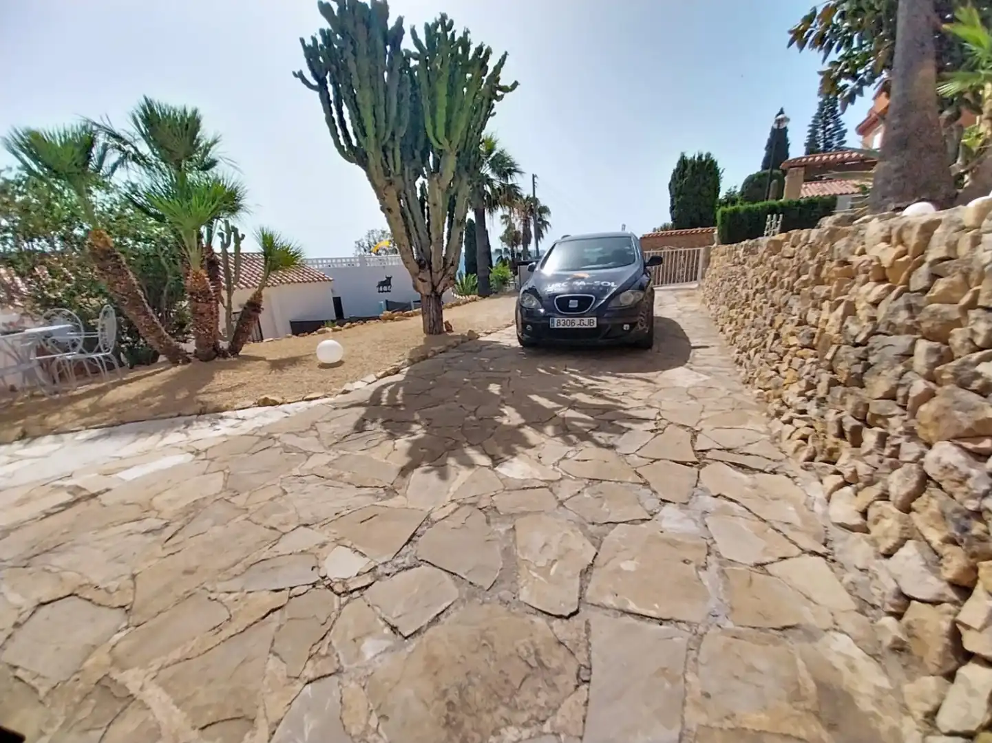 Aparcament de Casa o xalet en venda en La Nucia amb Aire condicionat, Jardí privat i Terrassa