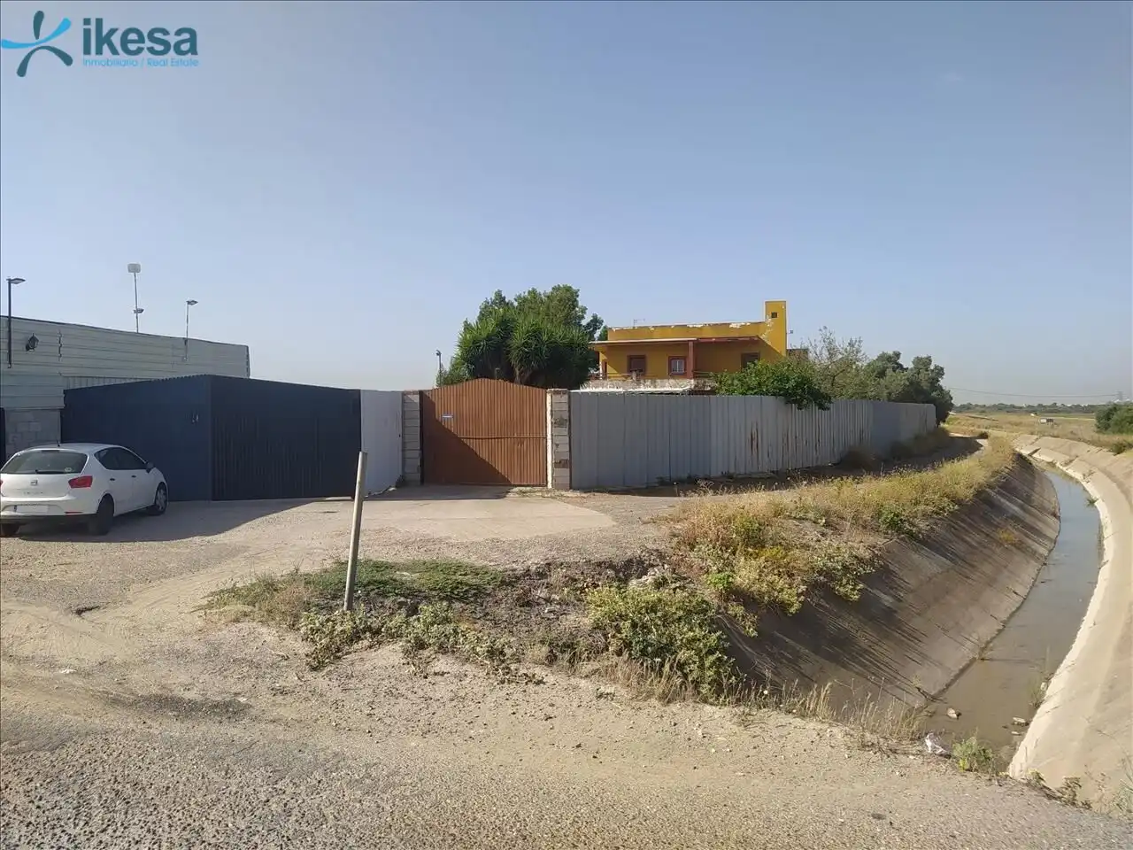 Xalet amb piscina en venda a Rinconada