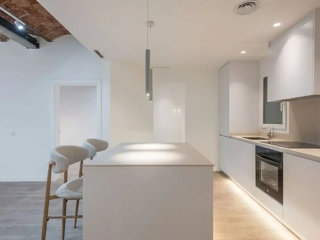 Küche von Wohnung zum Verkauf in  Barcelona Capital mit Klimaanlage