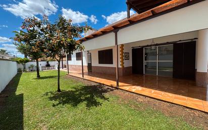 Exterior view of House or chalet to rent in Espartinas  with Air Conditioner, Heating and Private garden