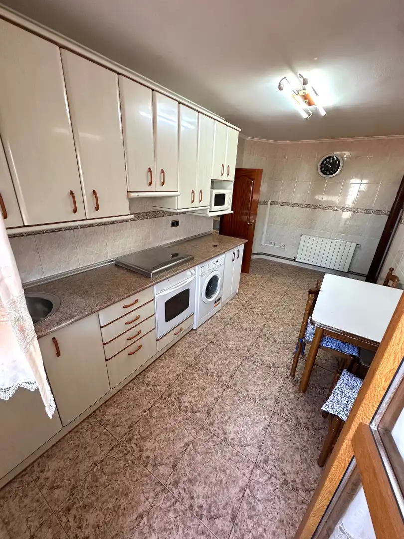 Piso con terraza en venta en Lutxana - Llano, imagen 16