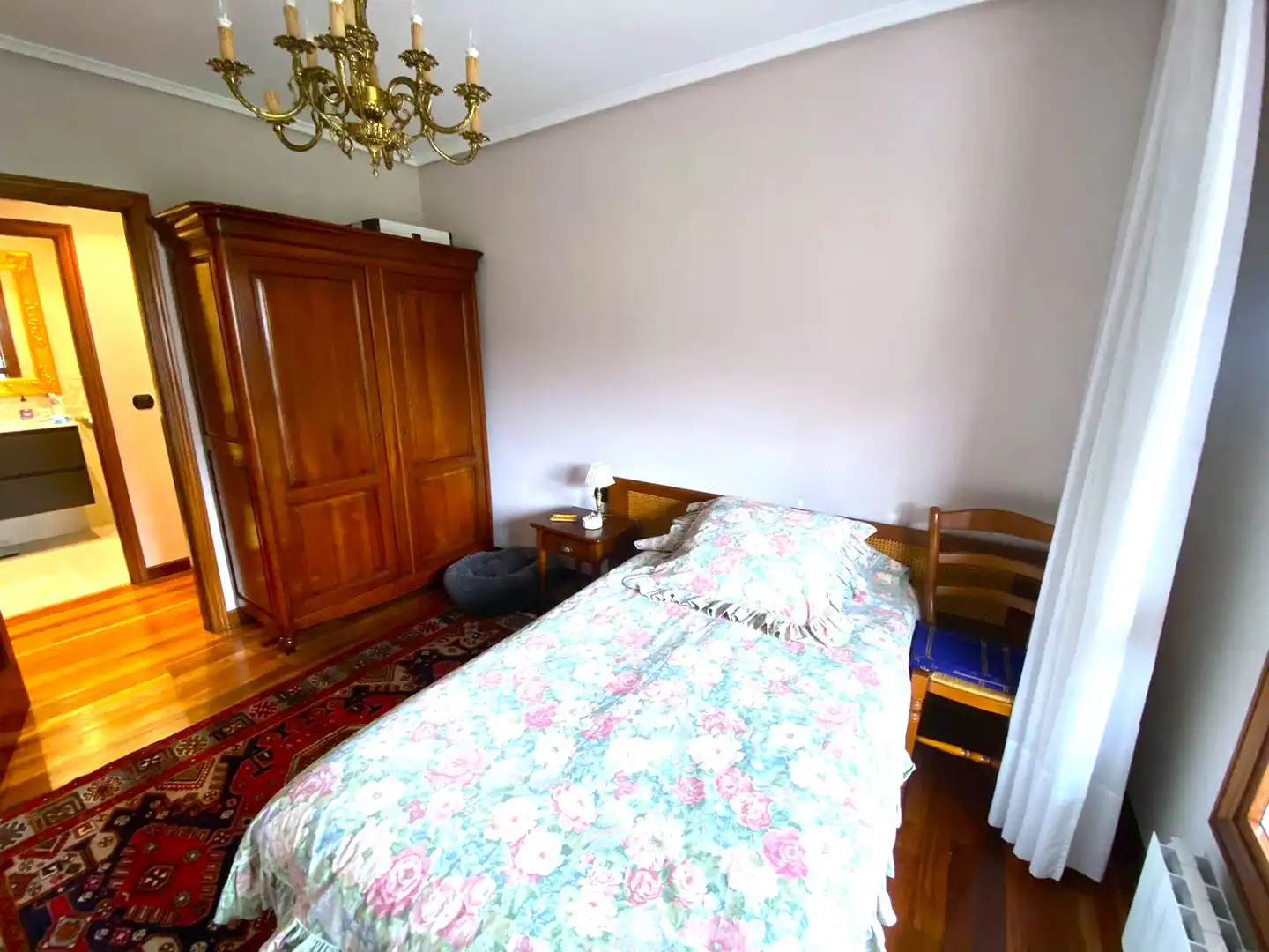 Bedroom of Flat for sale in Castro-Urdiales  with Heating, Private garden and Parquet flooring