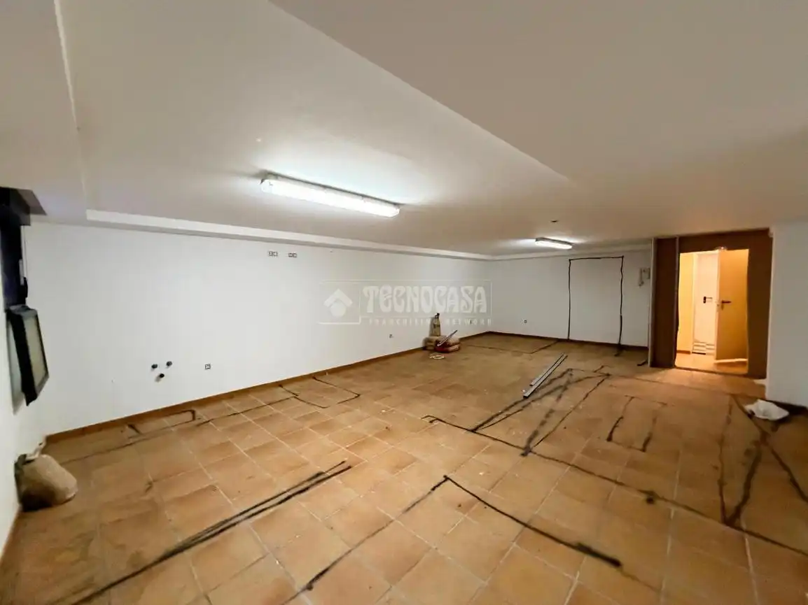 Büro zum Verkauf in Valladolid mit Heizung und Terrasse