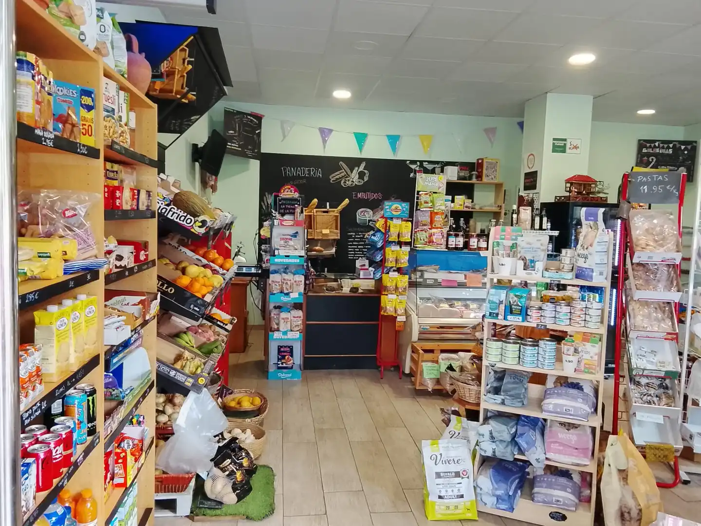 Business premises for sale in Plaza Campomanes, imagen 2