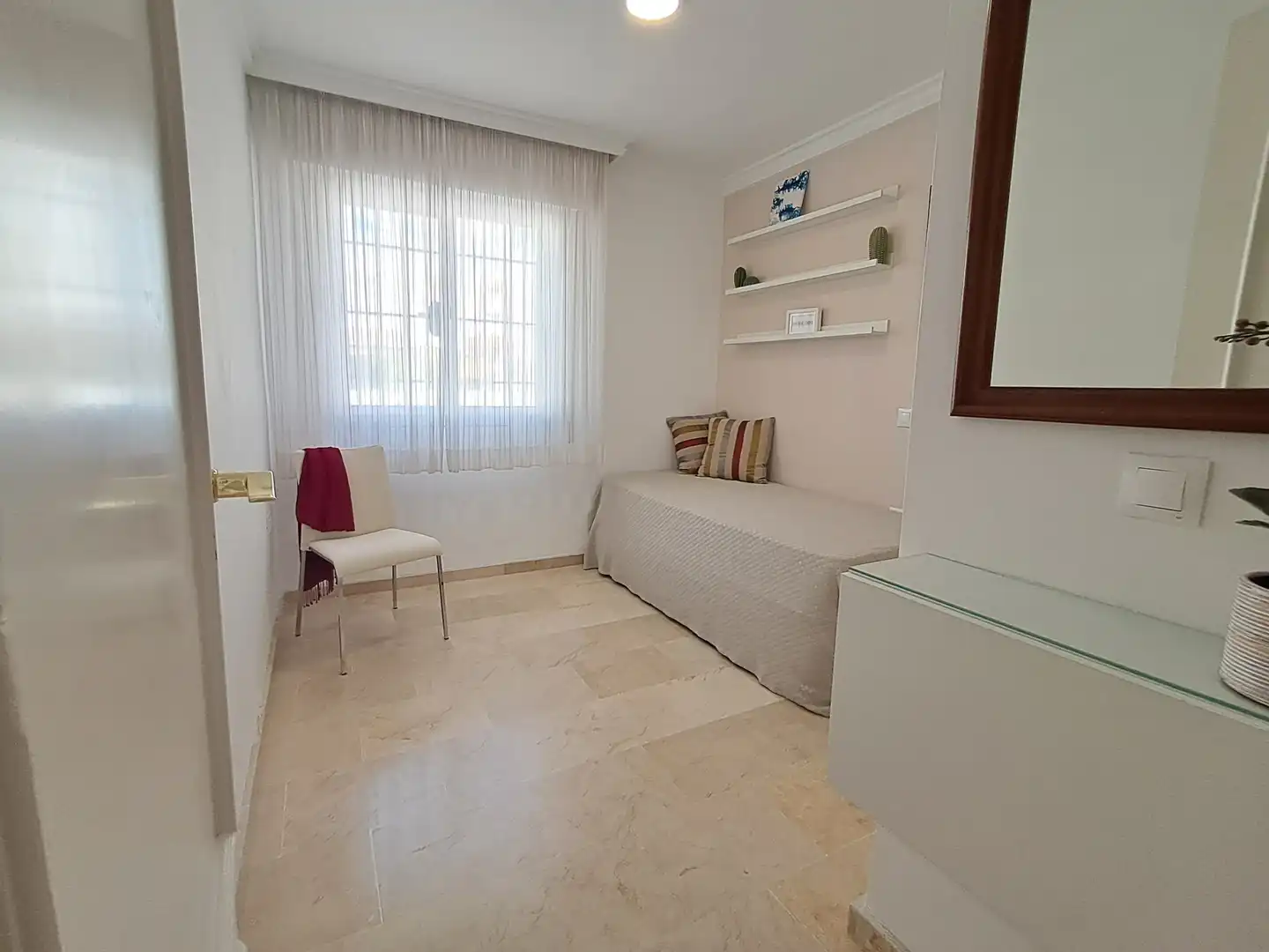 Home with terrace for sale in Estepona Pueblo, imagen 32