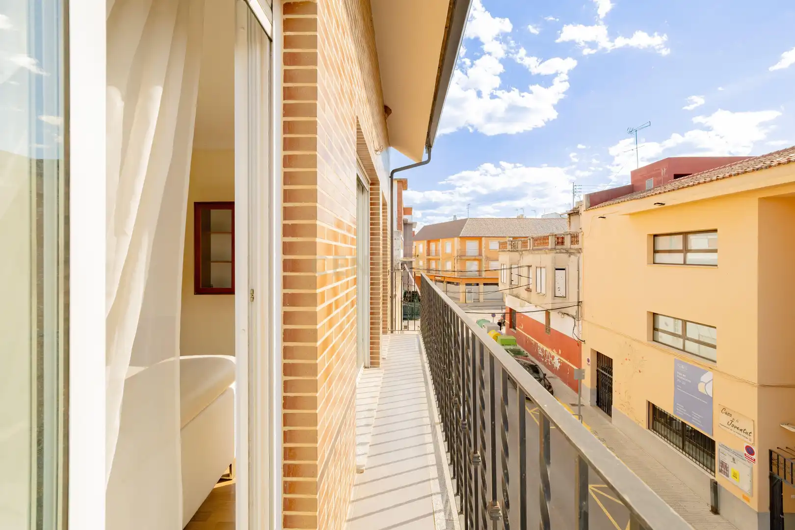 Terrasse von Wohnungen zum Verkauf in La Pobla Llarga mit Klimaanlage, Ofen und Balkon