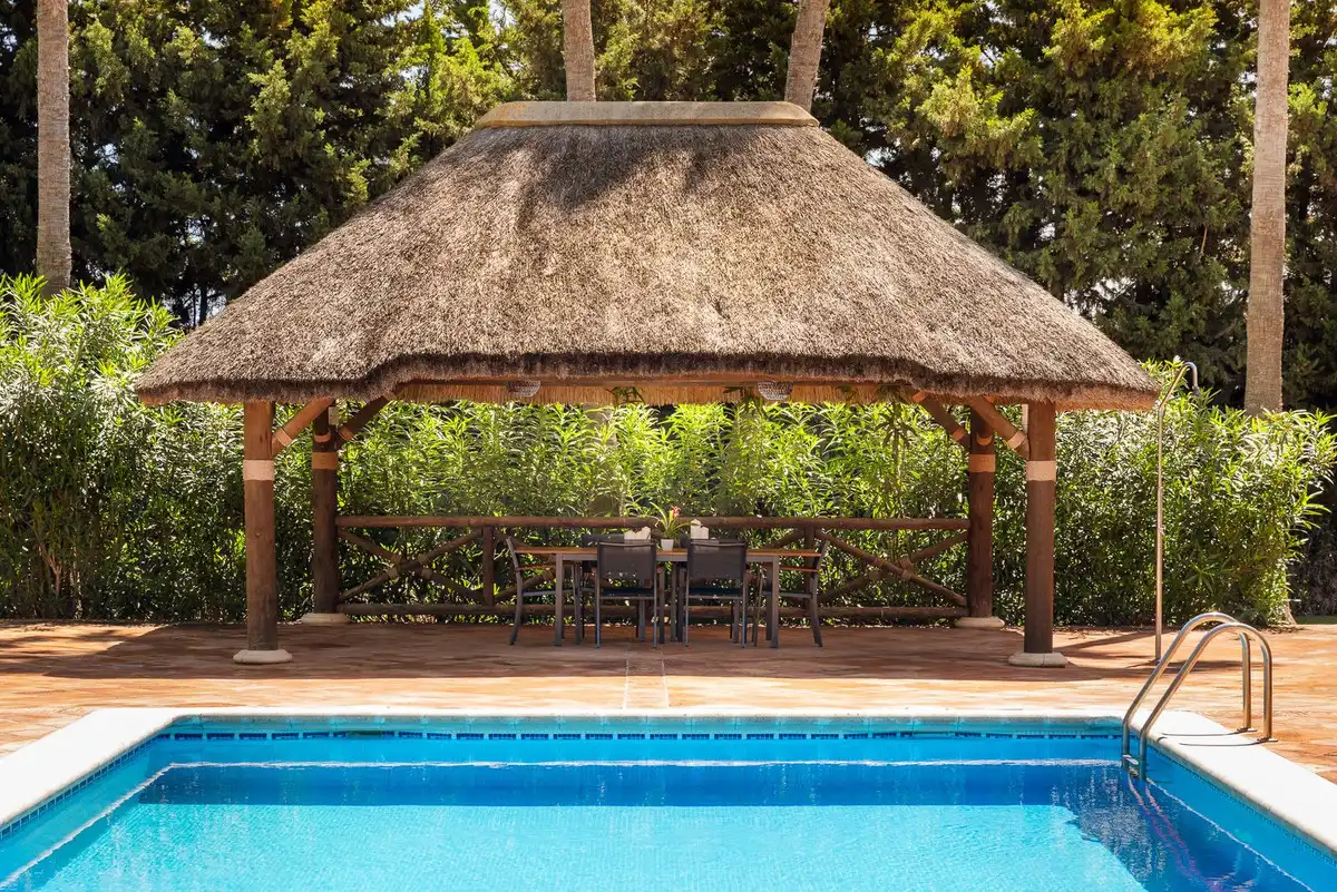 Piscina de Terreno en venta en Manilva