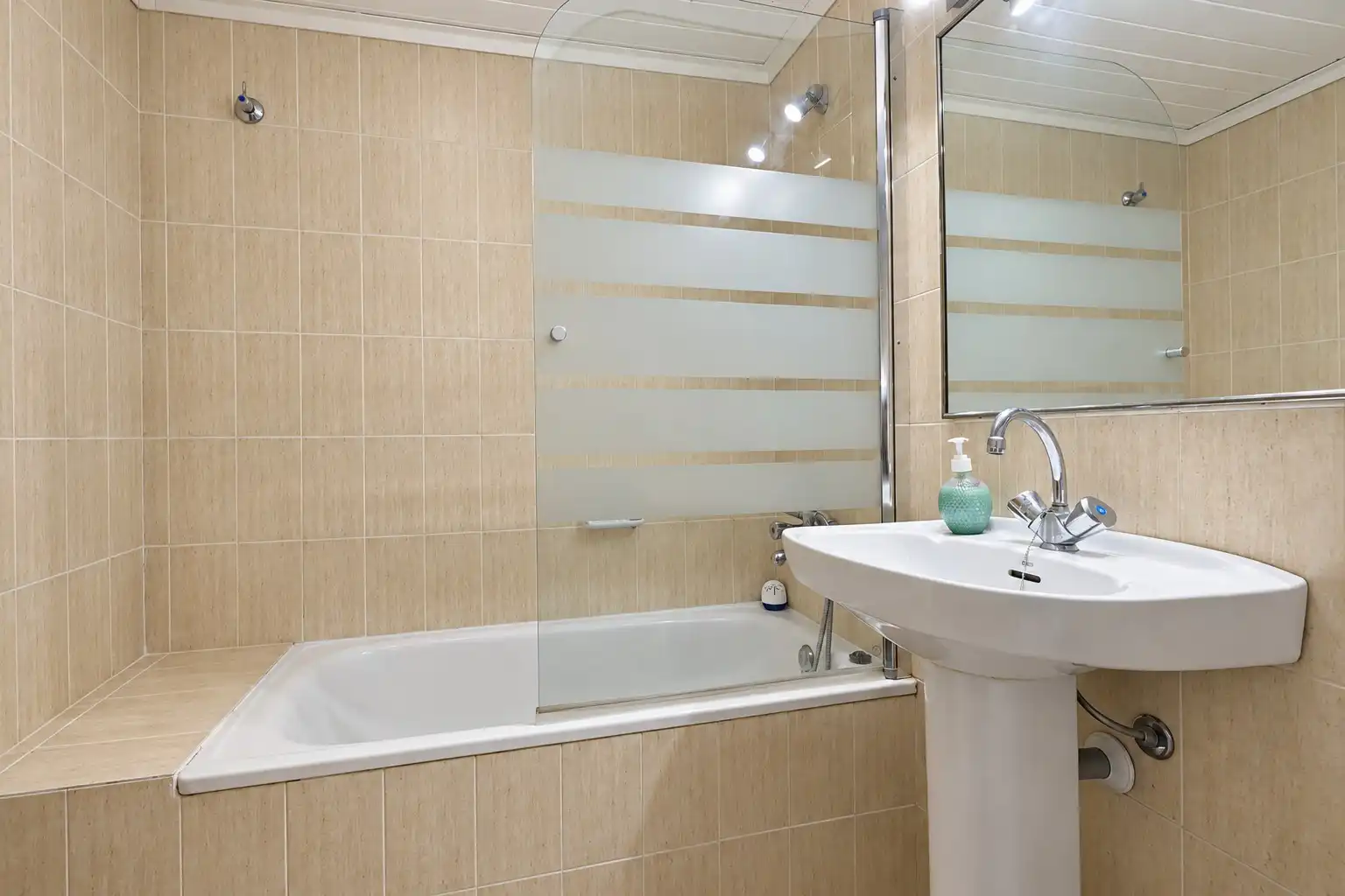 Apartament amb piscina en venda a Passatge Buenos Aires, imagen 38