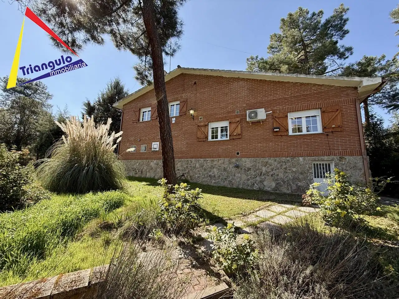 Vista exterior de Casa o chalet en venta en Marugán con Aire acondicionado, Calefacción y Jardín privado