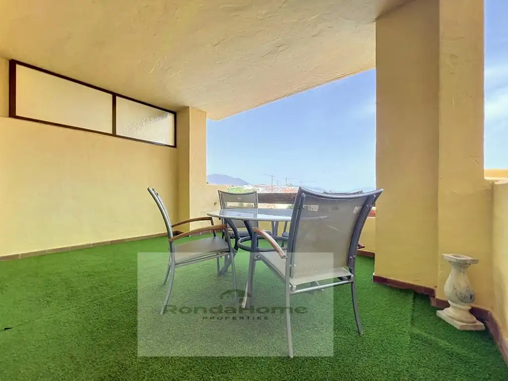 Terrasse von Wohnung zur Miete in Manilva mit Terrasse