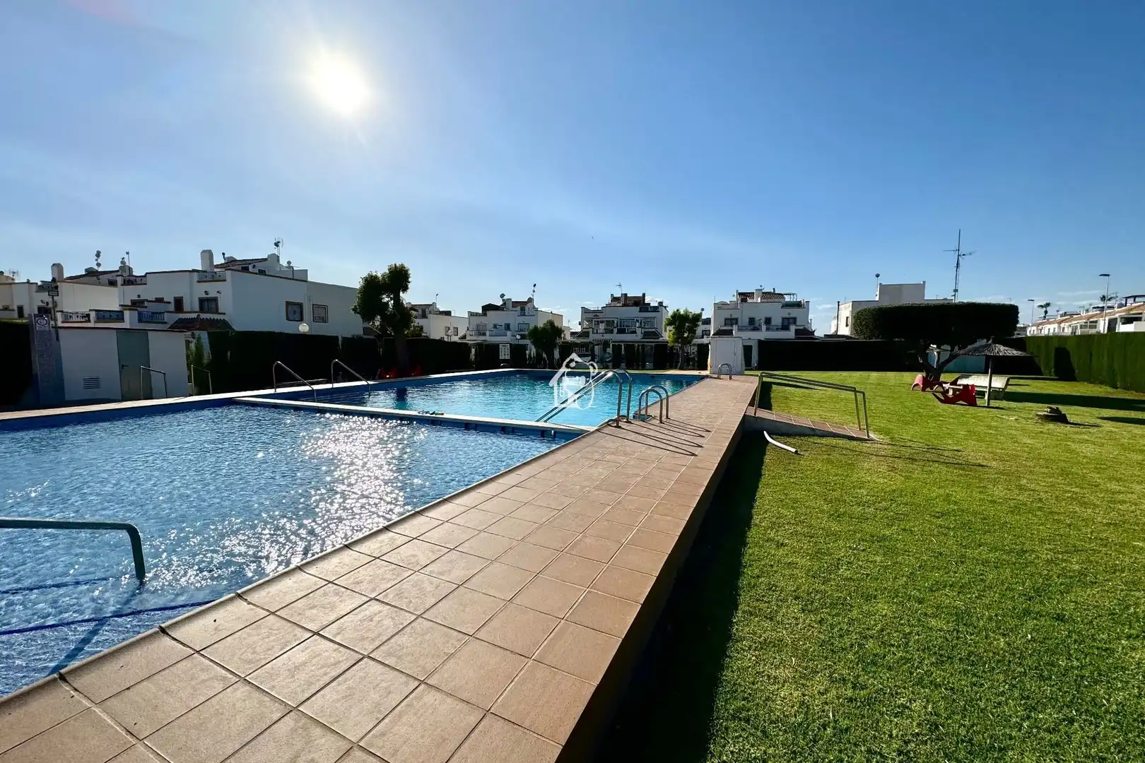 Piscina de Casa o chalet de alquiler en Torrevieja con Piscina