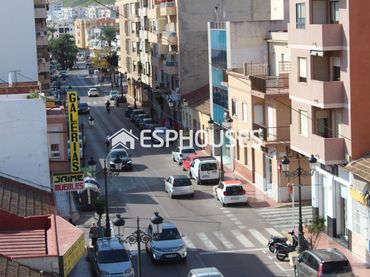 Apartament amb balcó en venda a Pueblo