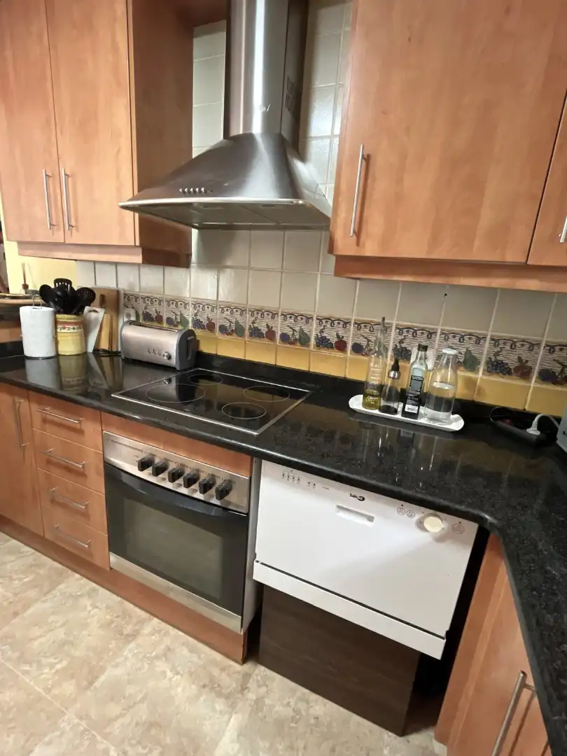 Cocina de Planta baja en venta en Castell d'Aro, Platja d'Aro i s'Agaró con Aire acondicionado, Jardín privado y Terraza