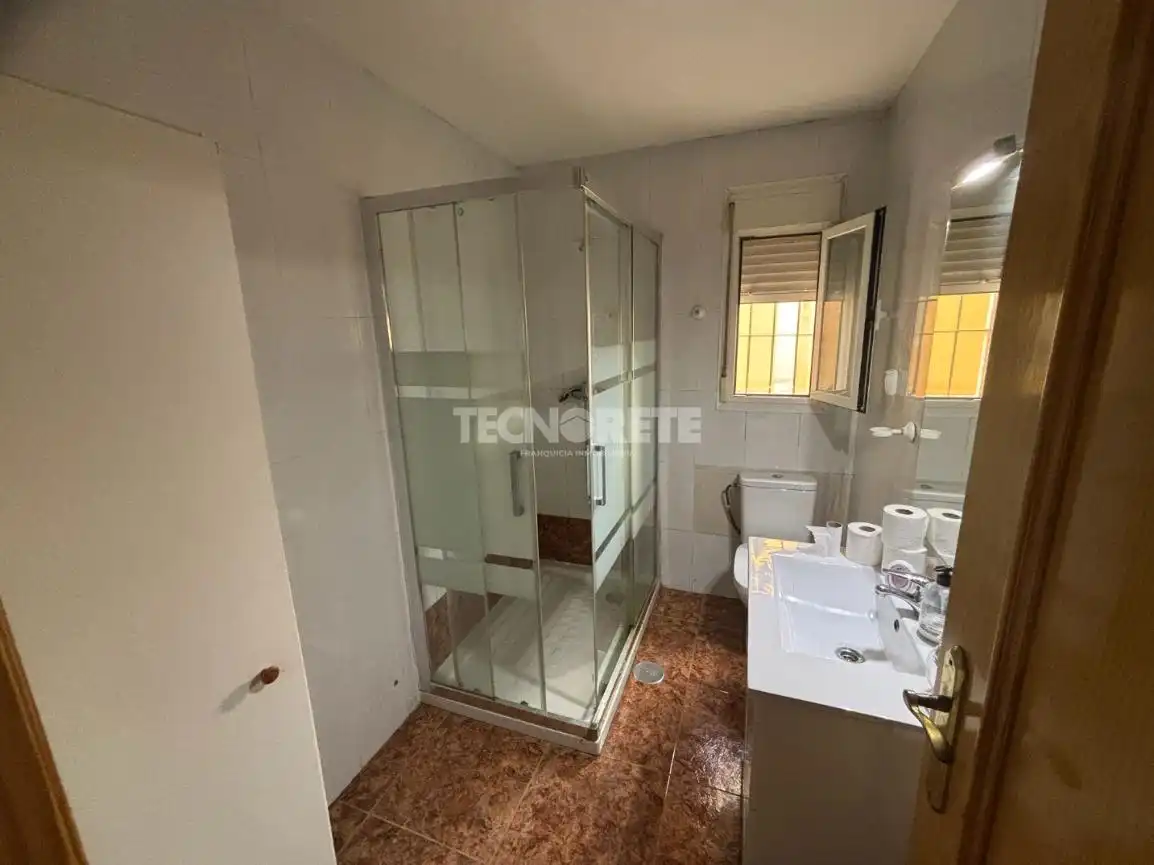 Baño de Piso en venta en Guadalajara con Calefacción