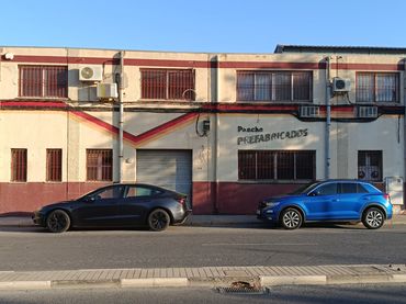 Industriegebäude zum Verkauf in Calle Pico Veleta