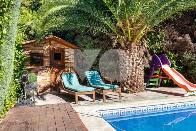 Casa-chalet en Venta en Zona Monte El Pilar