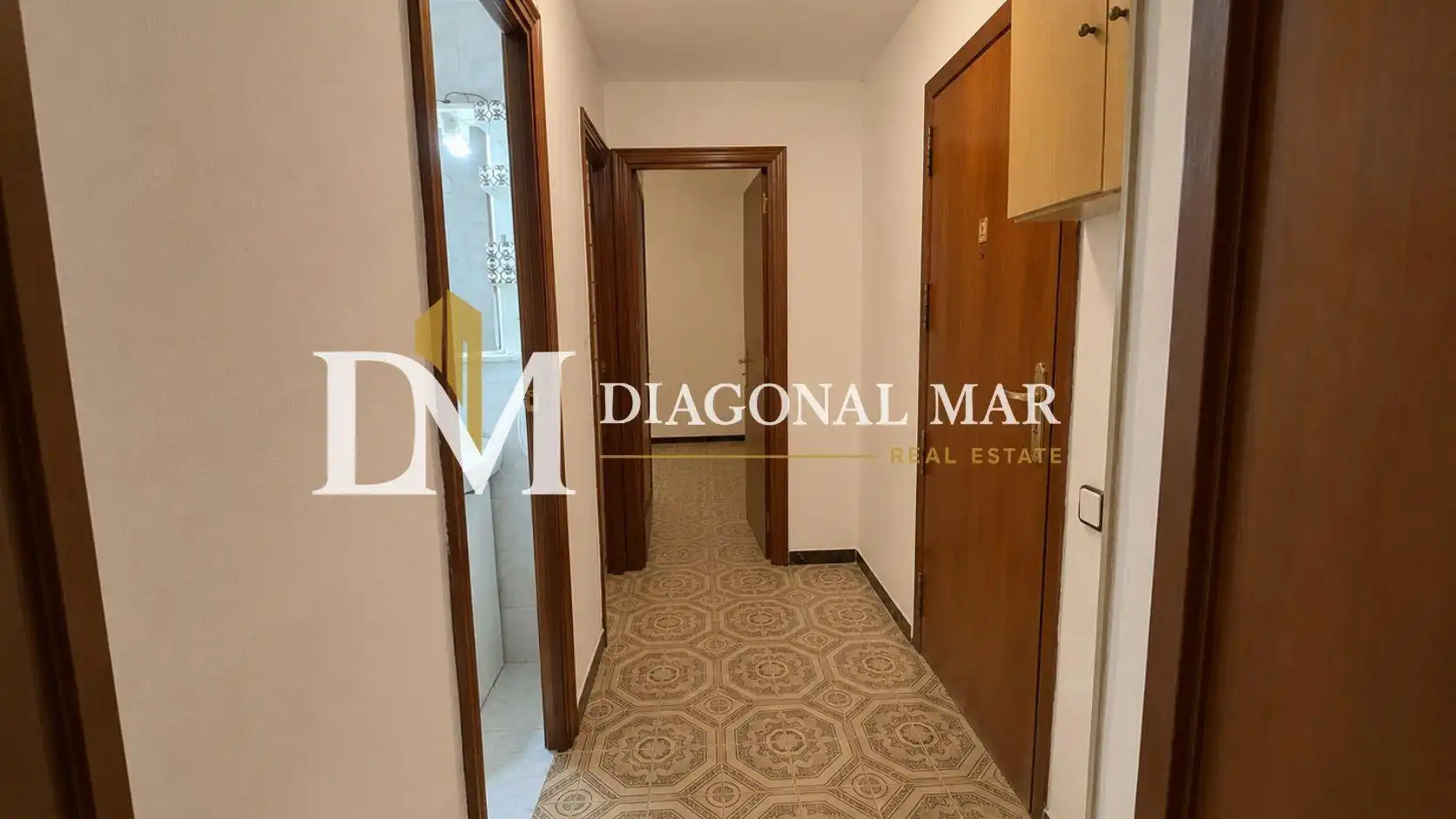 Habitación de Piso en venta en Barcelona con Balcón
