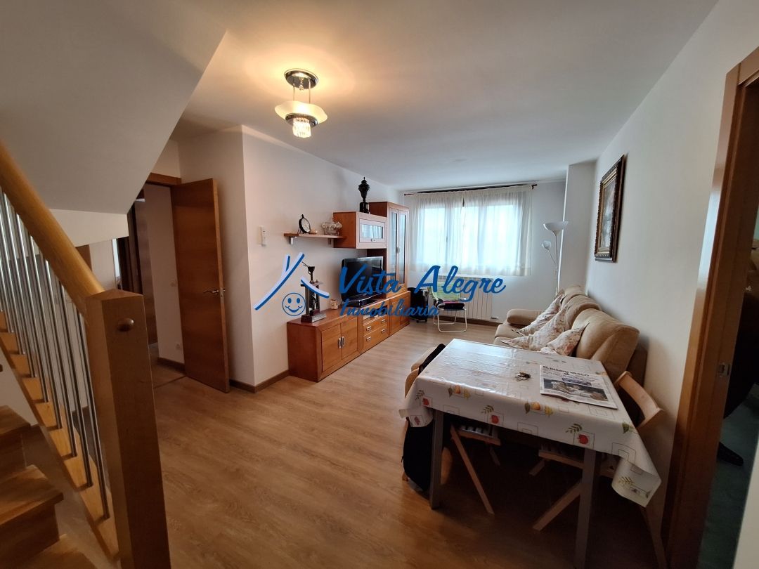 Living room of Duplex for sale in Zarratón  with Heating, Terrace and Furnished