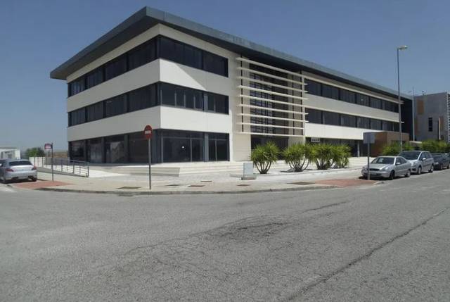 Garaje en Venta en Salteras