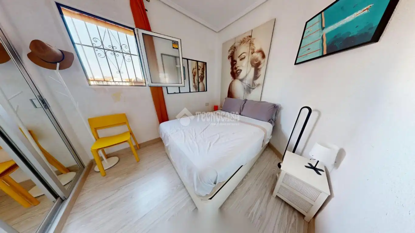 Appartamento con terrazza in vendita a L'Eixample, imagen 5