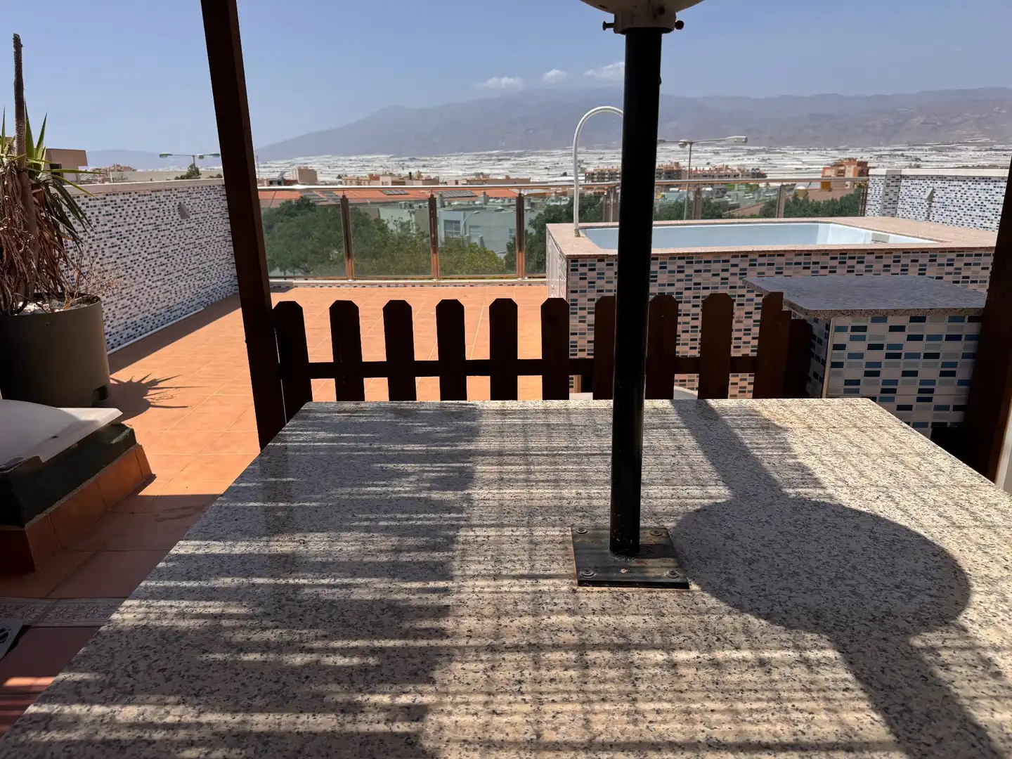 Terrassa de Casa adosada en venda en Roquetas de Mar amb Aire condicionat, Terrassa i Traster