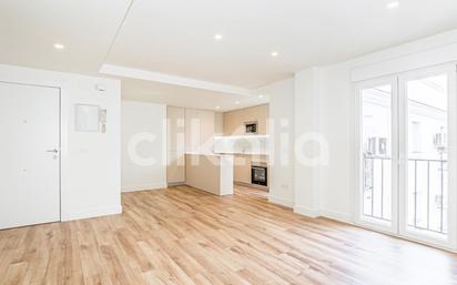 Flat for sale in La Calzada - La Florida