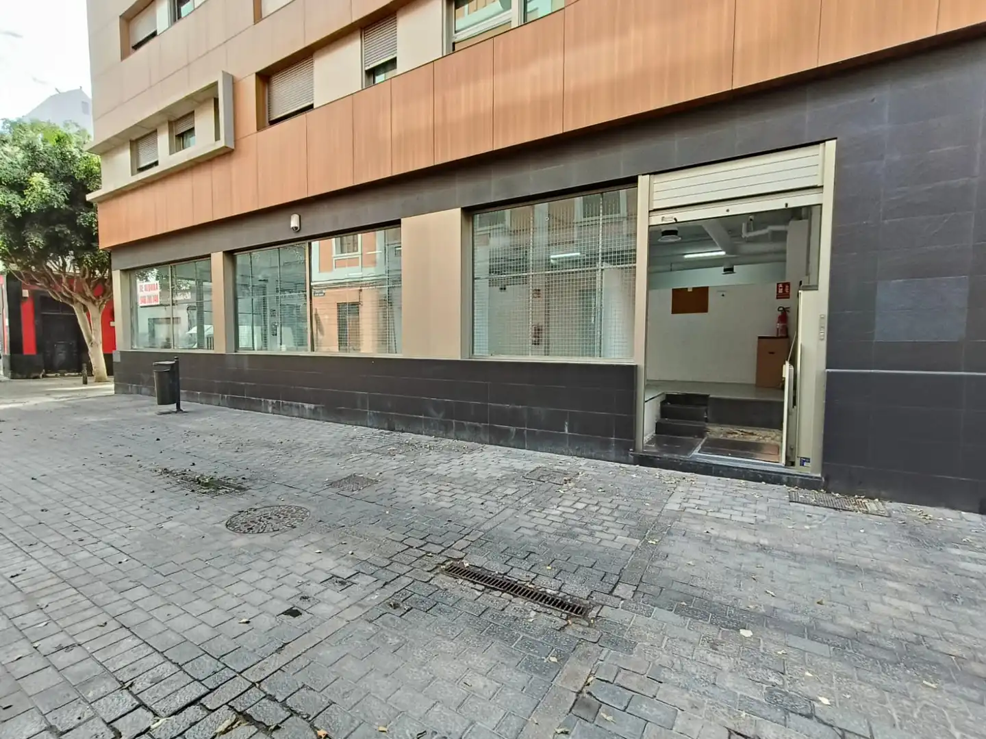 Business premises to rent in Calle Mariana Pineda 11, imagen 23