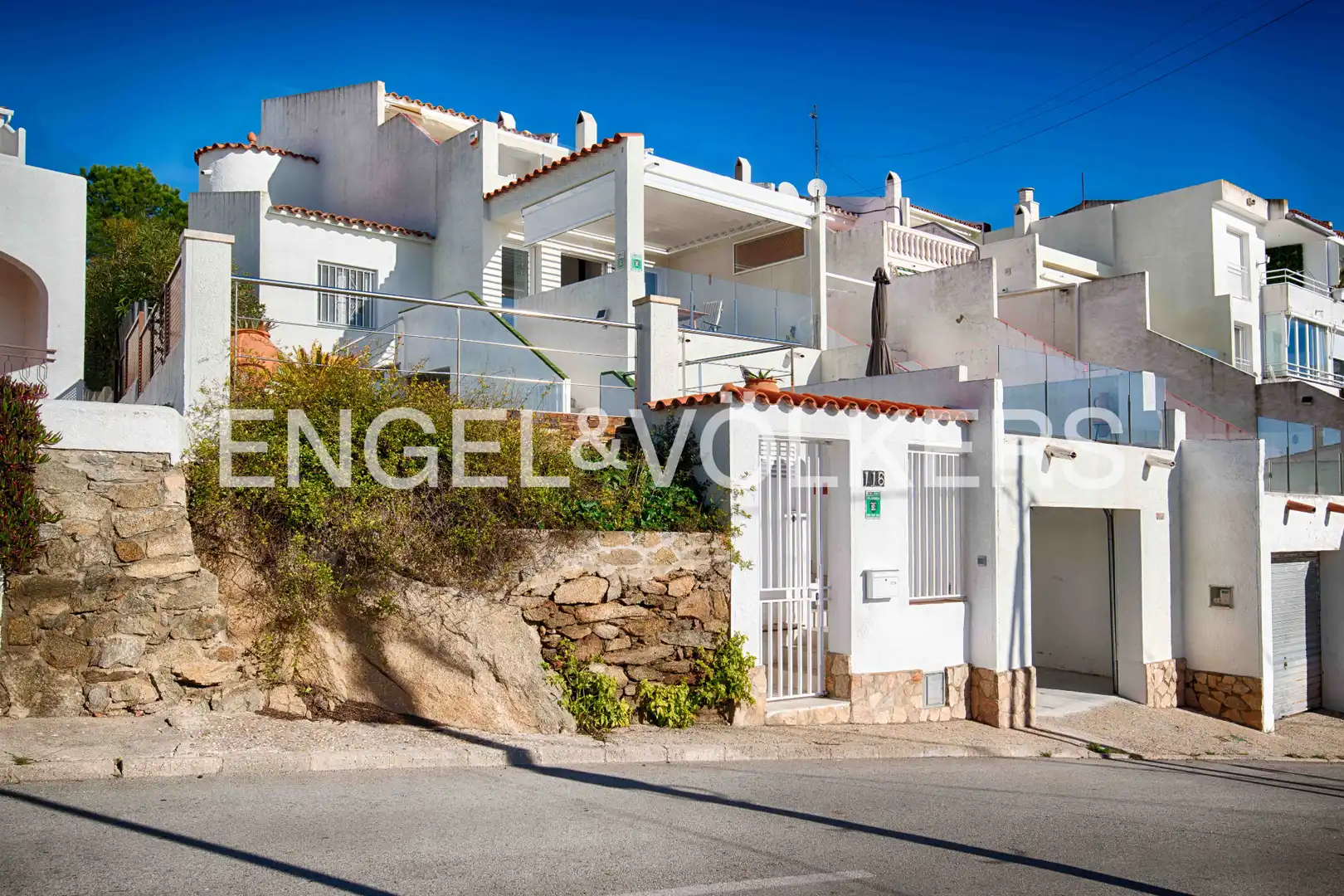 Adosado con piscina en venta en Carrer Joan Timoneda, imagen 37