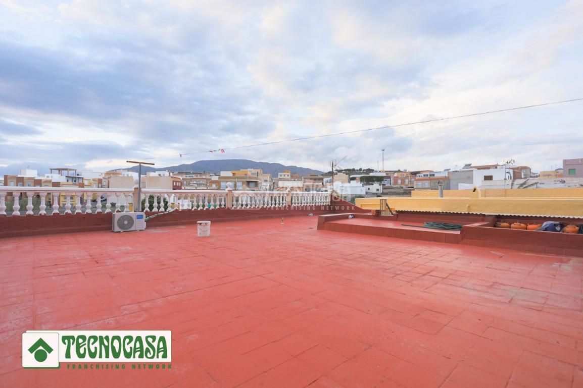 Single-family semi-detached for sale