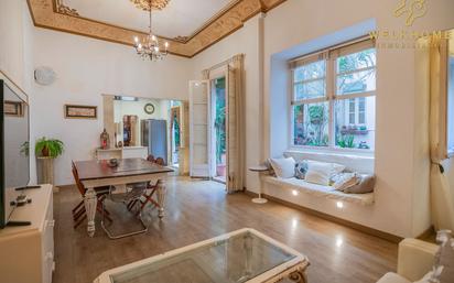 Living room of Flat for sale in  Barcelona Capital  with Private garden and Storage room