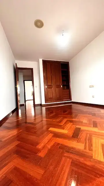 Habitación de Piso en venta en A Coruña Capital  con Calefacción, Parquet y Trastero