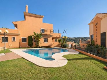 Piso con piscina en venta en Urb. Mirador de Santa Mª Golf