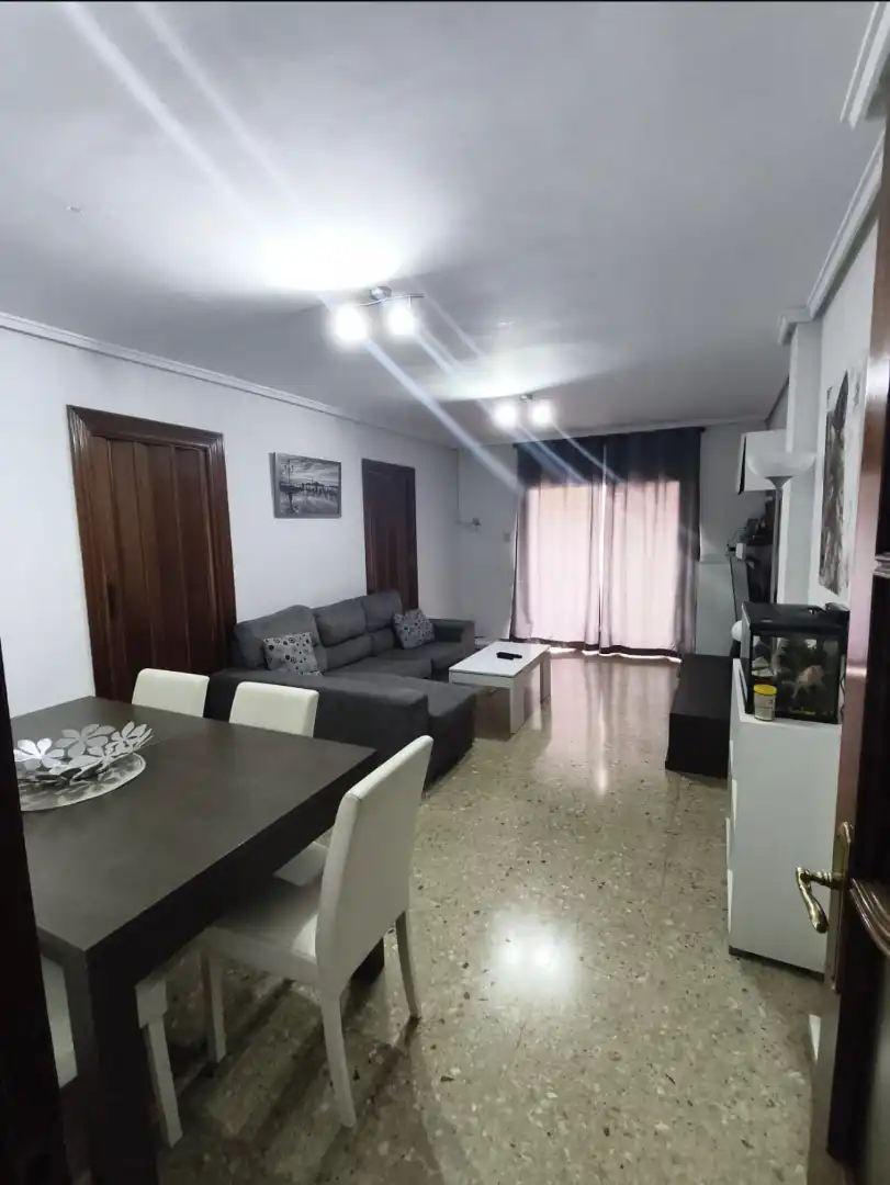 Sala d'estar de Pis en venda en Picassent amb Moblat, Rentadora i Balcó