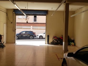 Local comercial de lloguer a Passeig Maragall